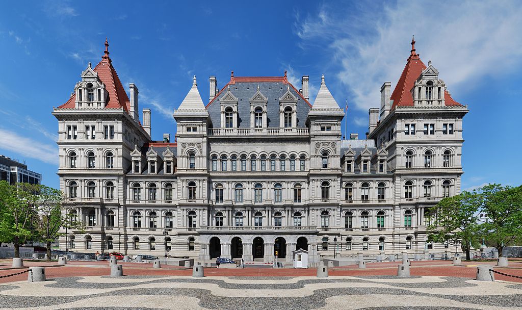 Photo of New York state capitol building