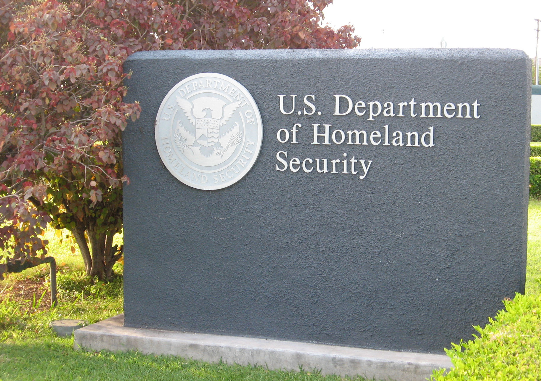 Photo of U.S. Department of Homeland Security sign
